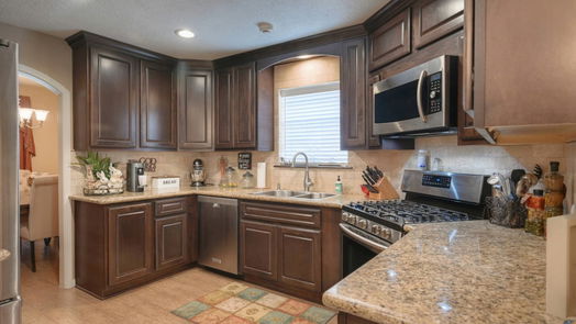 Cypress 2-story, 4-bed 13218 King Circle-idx