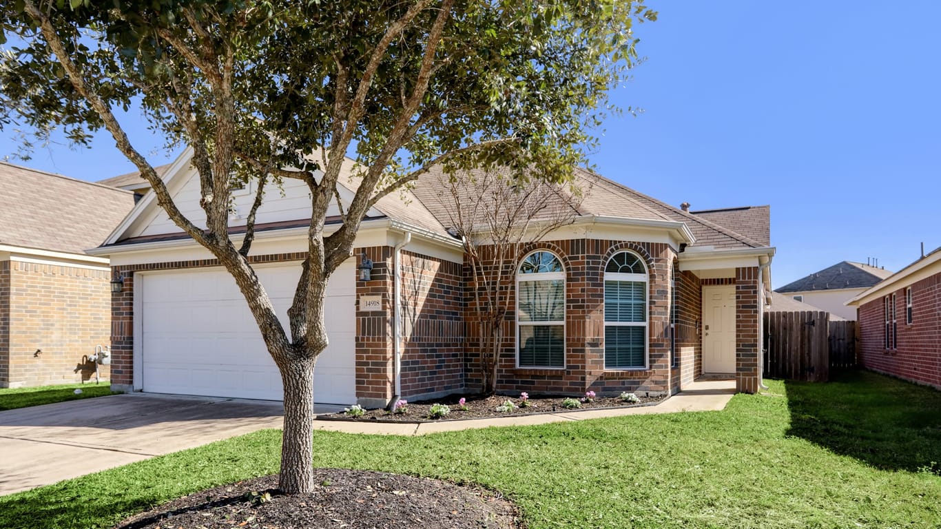 Villages of Cypress Lakes-1