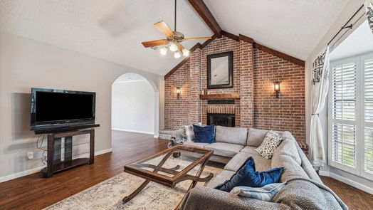 Cypress 1-story, 3-bed 13510 Lakecrest Drive-idx