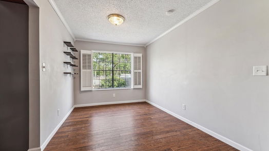 Cypress 1-story, 3-bed 13510 Lakecrest Drive-idx
