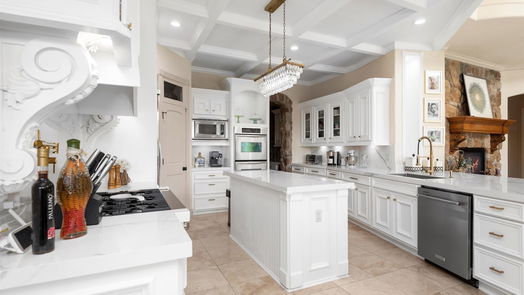 Cypress 2-story, 5-bed 15823 Medina Lake Lane-idx
