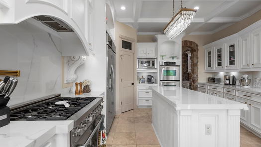 Cypress 2-story, 5-bed 15823 Medina Lake Lane-idx