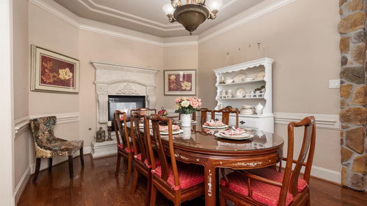 Cypress 2-story, 5-bed 15823 Medina Lake Lane-idx