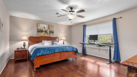 Cypress 2-story, 5-bed 15823 Medina Lake Lane-idx