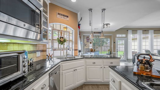 Cypress 2-story, 5-bed 14918 Autumnvale Lane-idx