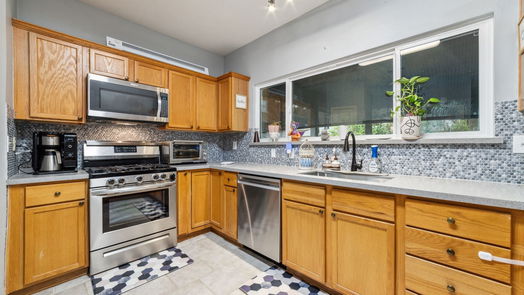 Cypress 1-story, 3-bed 12203 Prado Woods Street-idx