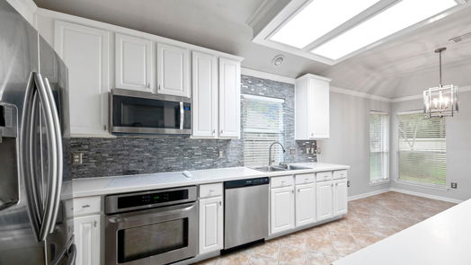 Cypress 1-story, 3-bed 16318 Madewood Street-idx