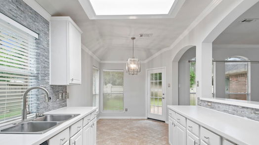Cypress 1-story, 3-bed 16318 Madewood Street-idx