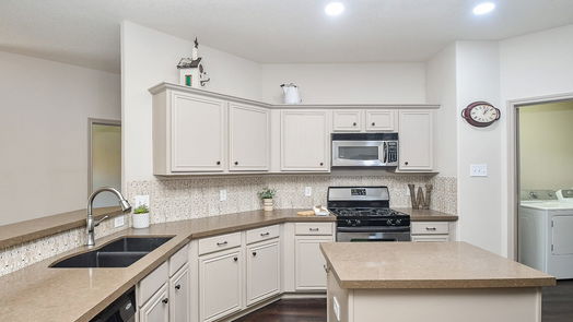 Cypress 1-story, 3-bed 15514 Riford Drive-idx