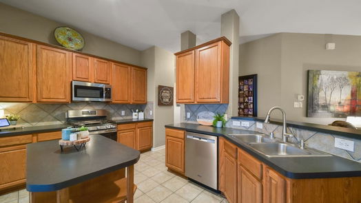 Cypress 1-story, 3-bed 14614 Valley Stone Court-idx