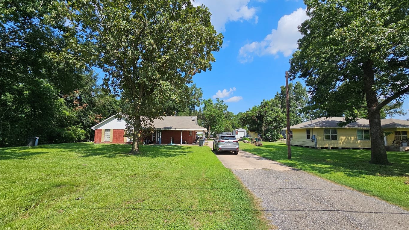 Cypress 1-story, 3-bed 13114 Kathy Lane-idx