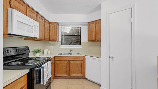 Cypress null-story, 2-bed 12755 Mill Ridge Drive 102-idx