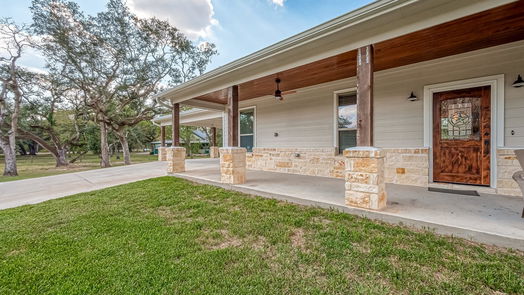 Damon 1-story, 3-bed 8011 Pecan Drive-idx