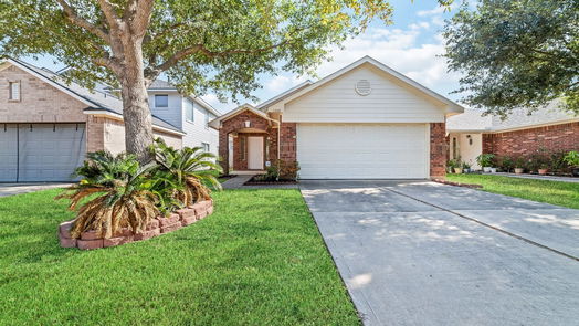 Cypress 1-story, 3-bed 19107 Yellow Thrush Drive-idx