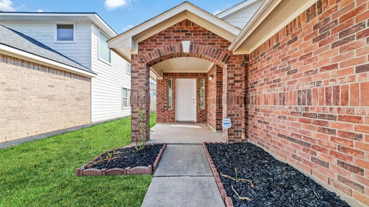 Cypress 1-story, 3-bed 19107 Yellow Thrush Drive-idx