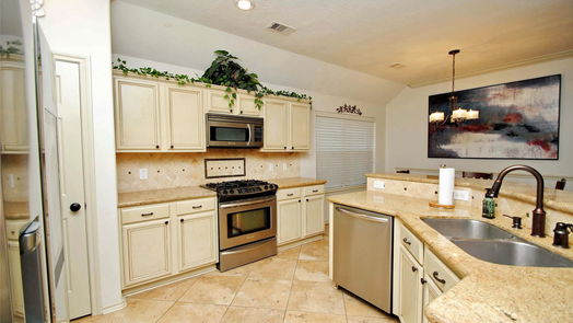 Cypress 1-story, 3-bed 15319 Ochre Leaf Trail-idx