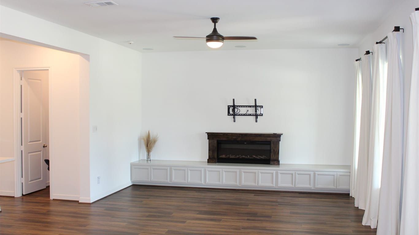 Cypress 2-story, 3-bed 9650 Rockport Hills Drive-idx