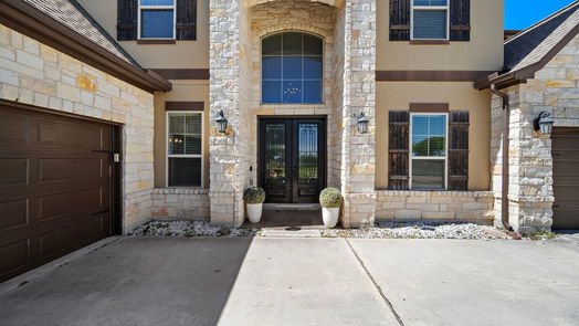Cypress 2-story, 5-bed 10615 N Sunrise Shores Lane-idx