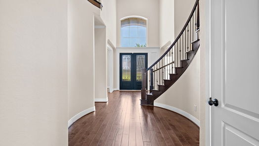 Cypress 2-story, 5-bed 10615 N Sunrise Shores Lane-idx