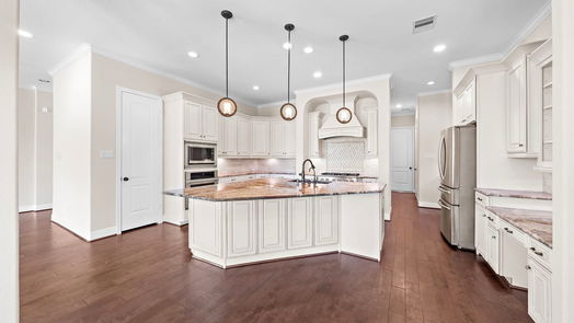 Cypress 2-story, 5-bed 10615 N Sunrise Shores Lane-idx