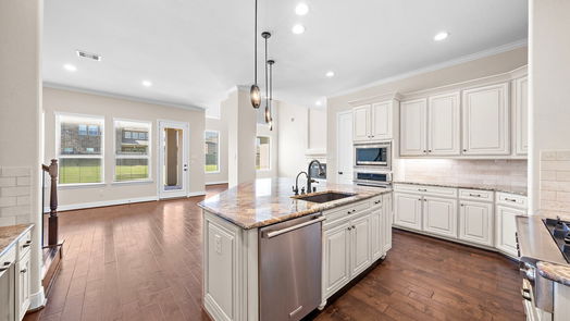 Cypress 2-story, 5-bed 10615 N Sunrise Shores Lane-idx