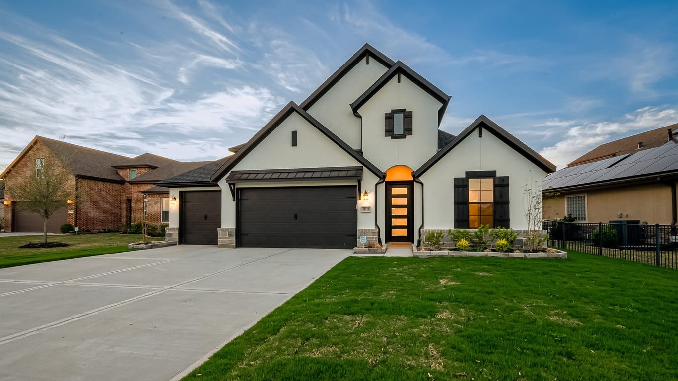 Cypress 2-story, 4-bed 10523 Painted Crescent Court-idx