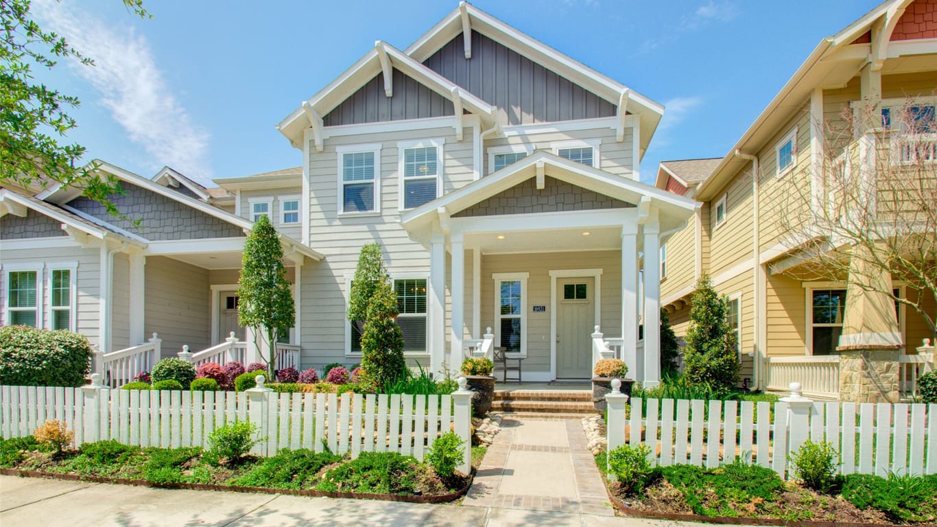 Cypress 2-story, 3-bed 16931 Seminole Ridge Drive-idx