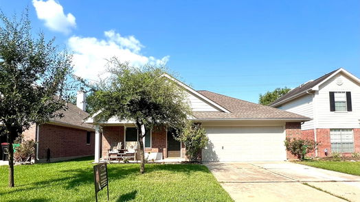 Cypress 1-story, 3-bed 16331 Redbud Berry Lane-idx