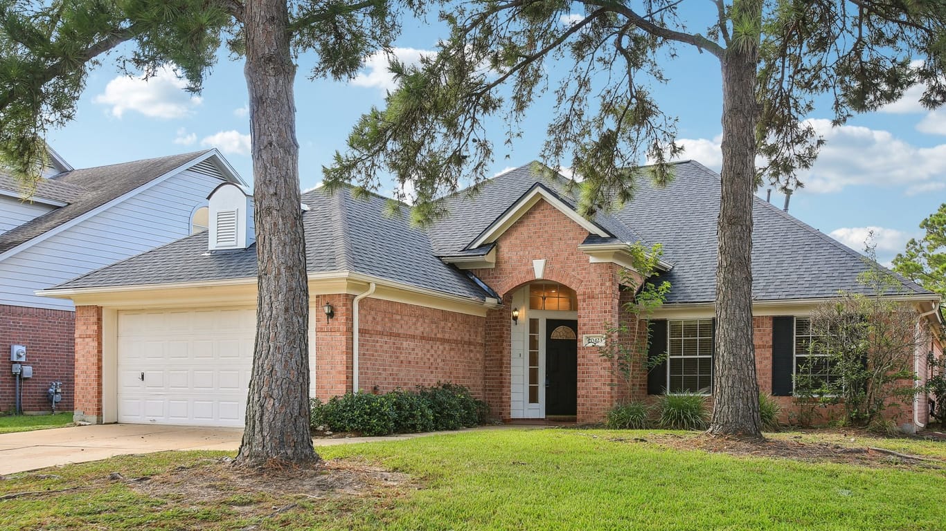 Cypress 1-story, 3-bed 20423 Scenic Woods Drive-idx