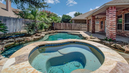 Cypress null-story, 3-bed 18314 N Elizabeth Shore Loop-idx