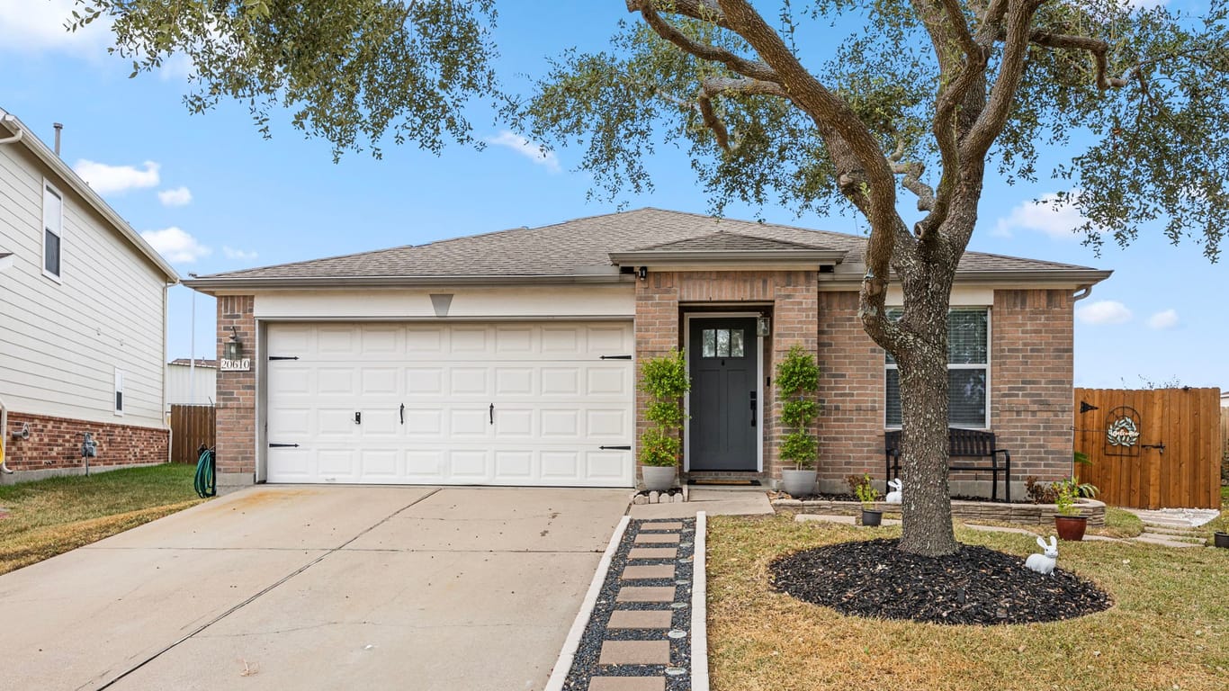 Cypress null-story, 3-bed 20610 Moonrise River Lane-idx