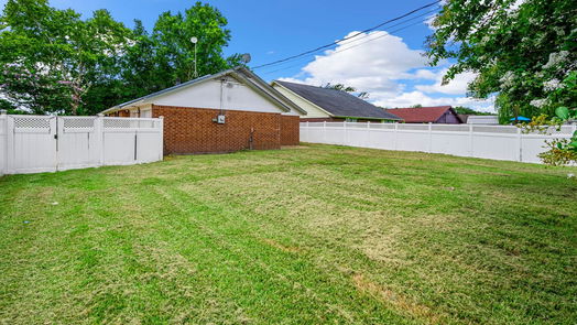 East Bernard 1-story, 3-bed 802 John Albert Drive-idx