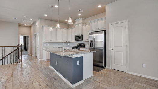 Fulshear 2-story, 3-bed 29142 Artic Brook Lane-idx