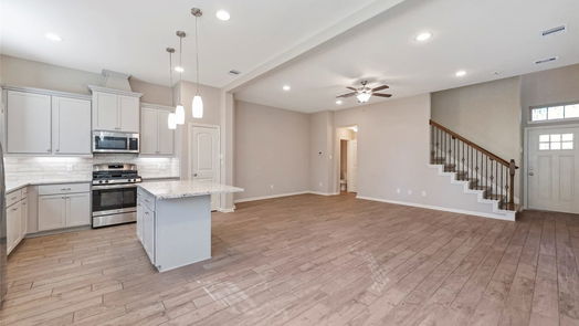 Fulshear 2-story, 3-bed 5527 Purple Meadow Lane-idx