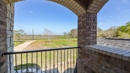 Guy 2-story, 4-bed 19920 Lake Allen Road-idx