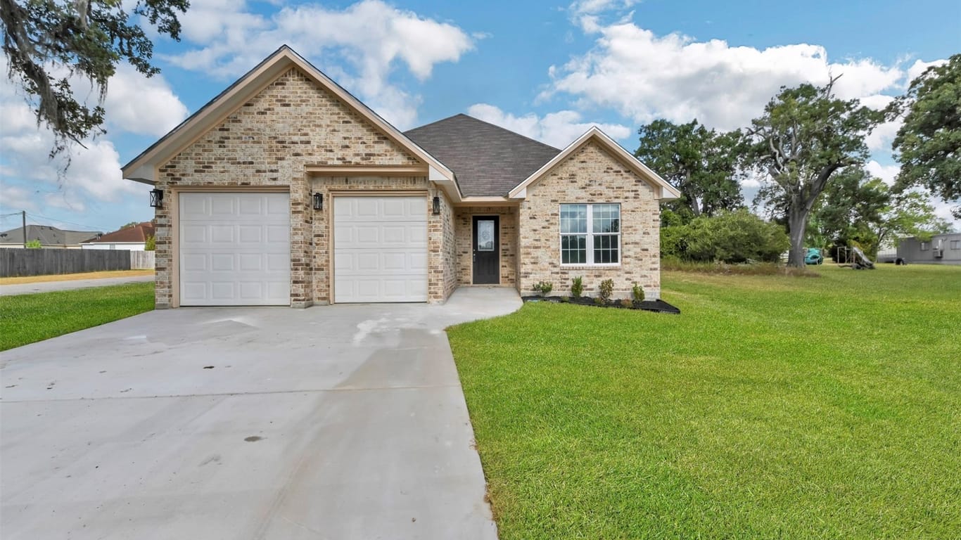 New 1story homes for sale in Hempstead