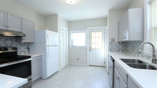Hempstead 1-story, 2-bed 915 14th Street-idx