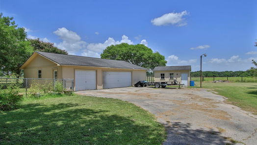 Hockley 2-story, 3-bed 15642 Vicki Road-idx