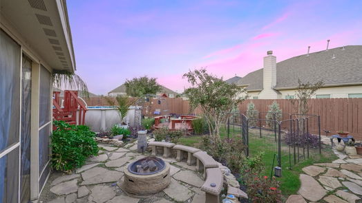 Katy 1-story, 3-bed 2810 Defoe Drive-idx