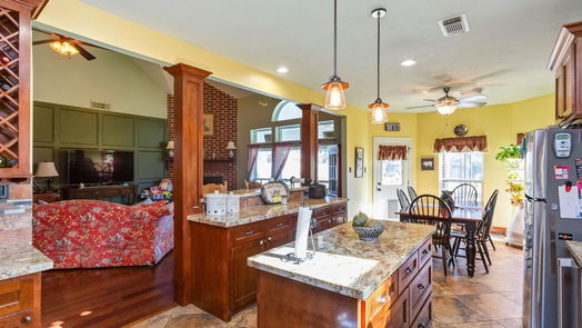 Katy 2-story, 6-bed 6331 Canyon Chase Drive-idx