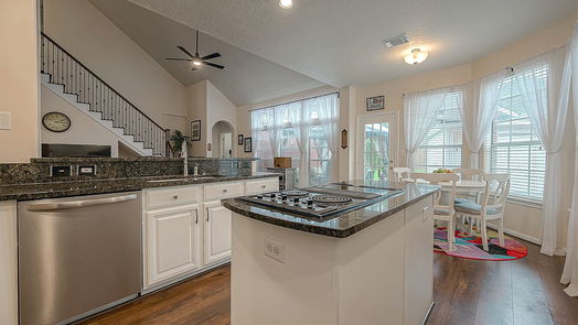 Missouri City 2-story, 4-bed 4223 Lake Terrace Court-idx