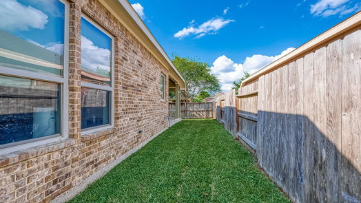 Missouri City 1-story, 3-bed 3423 Canton Hills Lane-idx