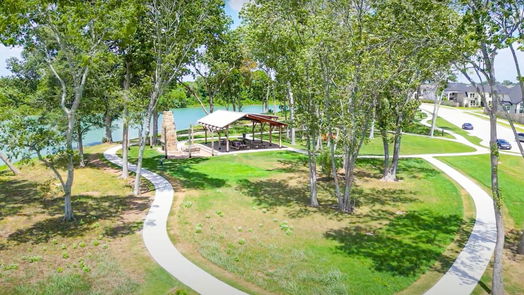 Missouri City 2-story, 4-bed 10311 Village Lake Drive-idx