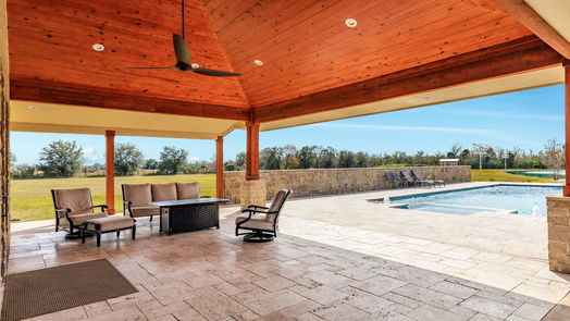 Needville 1-story, 5-bed 16638 Highway 36 S-idx