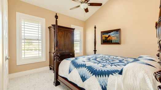 Needville 1-story, 5-bed 16638 Highway 36 S-idx
