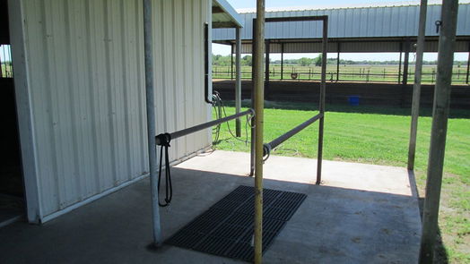 Needville 1-story, null-bed 11121 Mueck Road-idx