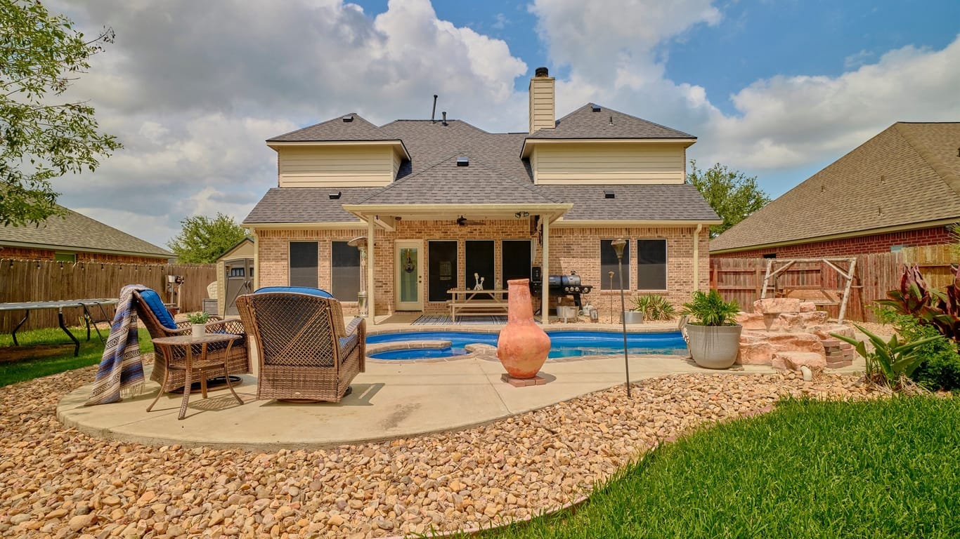 Needville 2-story, 4-bed 9710 Piney Point Circle-idx