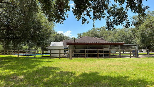 Needville 1-story, 4-bed 5411 Rancho Drive Drive-idx