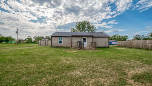 Needville 1-story, 3-bed 13304 Kanak Street-idx