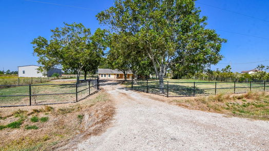 Needville 1-story, 4-bed 5610 Fenske Lane-idx